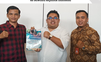 Bawaslu Kabupaten Seluma Menyerahkan Laporan Akhir Gakkumdu Ke Bawaslu Republik Indonesia